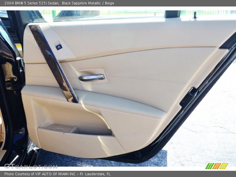 Black Sapphire Metallic / Beige 2004 BMW 5 Series 525i Sedan