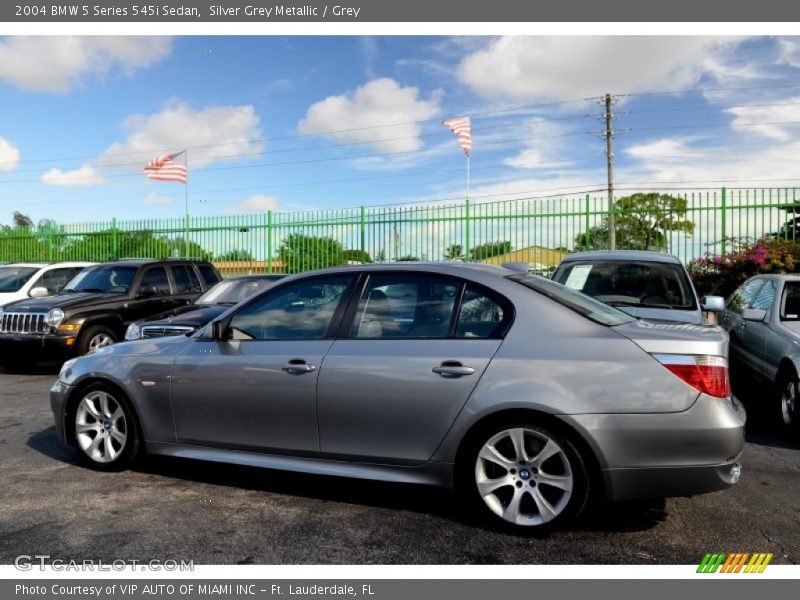 Silver Grey Metallic / Grey 2004 BMW 5 Series 545i Sedan