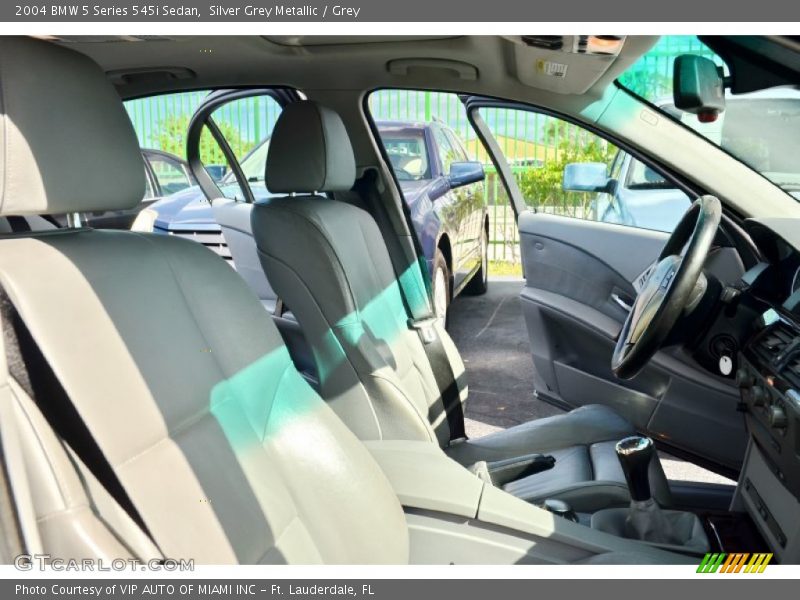 Silver Grey Metallic / Grey 2004 BMW 5 Series 545i Sedan