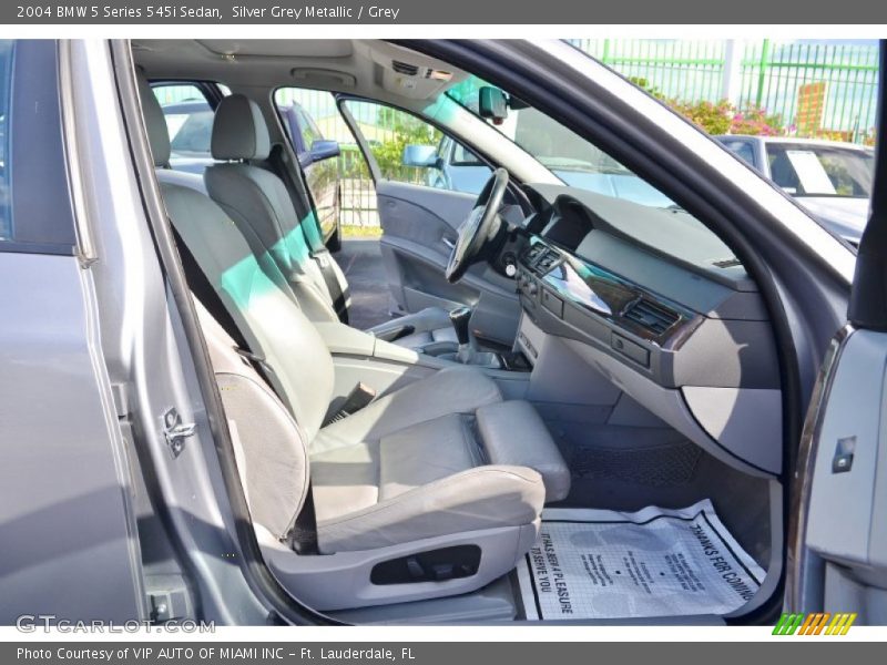 Silver Grey Metallic / Grey 2004 BMW 5 Series 545i Sedan