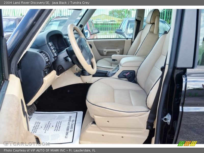  2004 Discovery SE Tundra Grey Interior