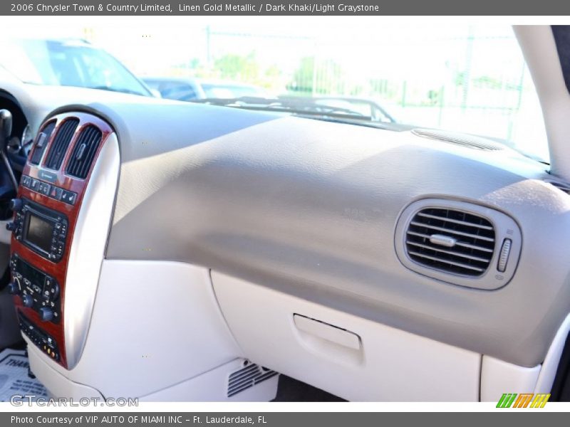 Linen Gold Metallic / Dark Khaki/Light Graystone 2006 Chrysler Town & Country Limited