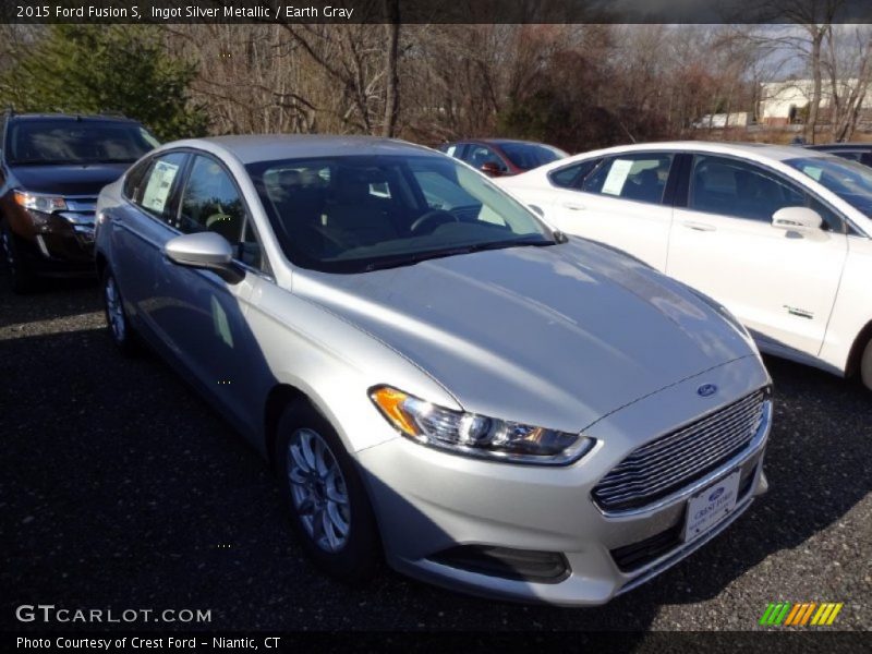 Ingot Silver Metallic / Earth Gray 2015 Ford Fusion S