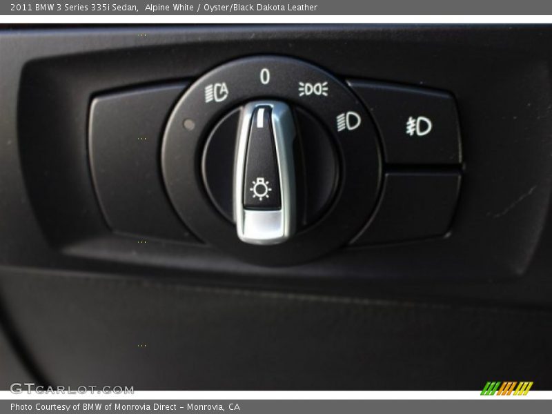 Alpine White / Oyster/Black Dakota Leather 2011 BMW 3 Series 335i Sedan