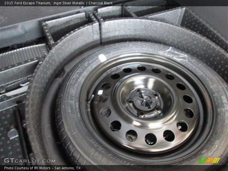 Ingot Silver Metallic / Charcoal Black 2015 Ford Escape Titanium
