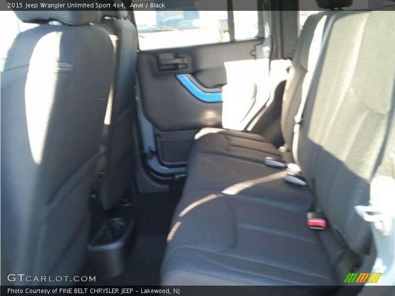 Anvil / Black 2015 Jeep Wrangler Unlimited Sport 4x4