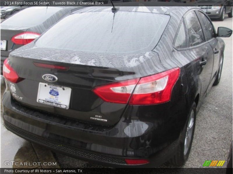 Tuxedo Black / Charcoal Black 2014 Ford Focus SE Sedan