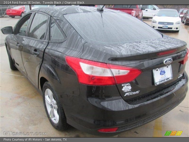 Tuxedo Black / Charcoal Black 2014 Ford Focus SE Sedan