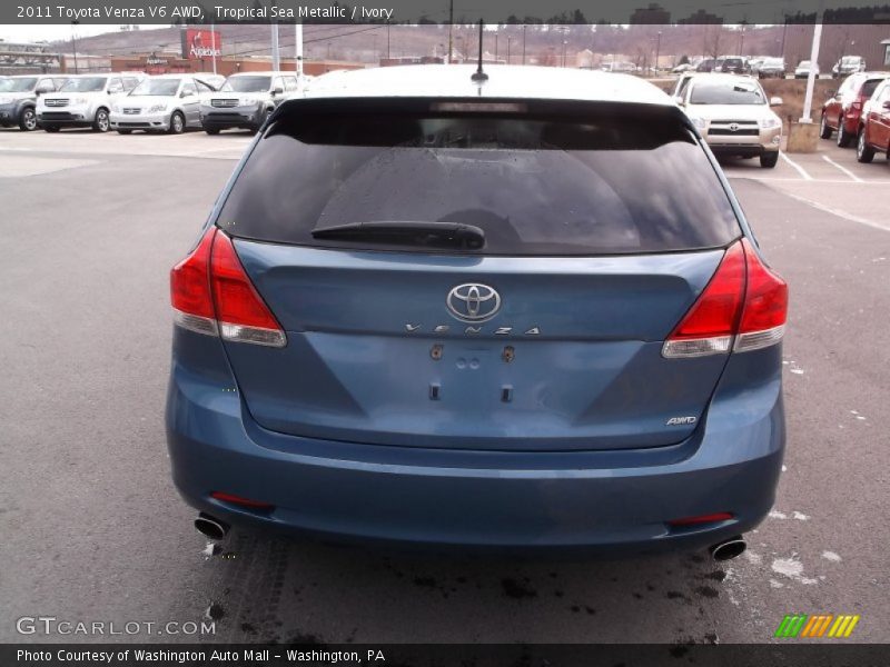 Tropical Sea Metallic / Ivory 2011 Toyota Venza V6 AWD