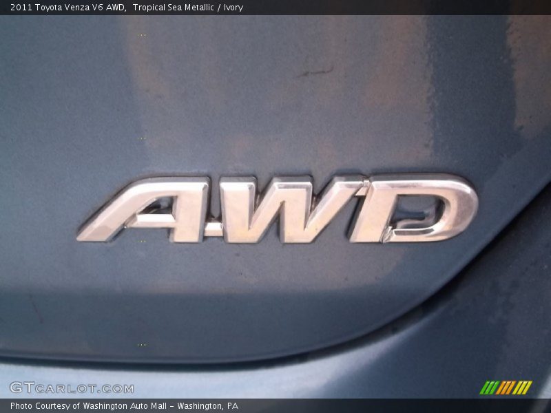 Tropical Sea Metallic / Ivory 2011 Toyota Venza V6 AWD