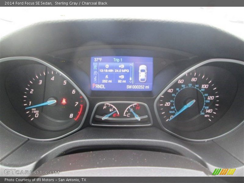 Sterling Gray / Charcoal Black 2014 Ford Focus SE Sedan