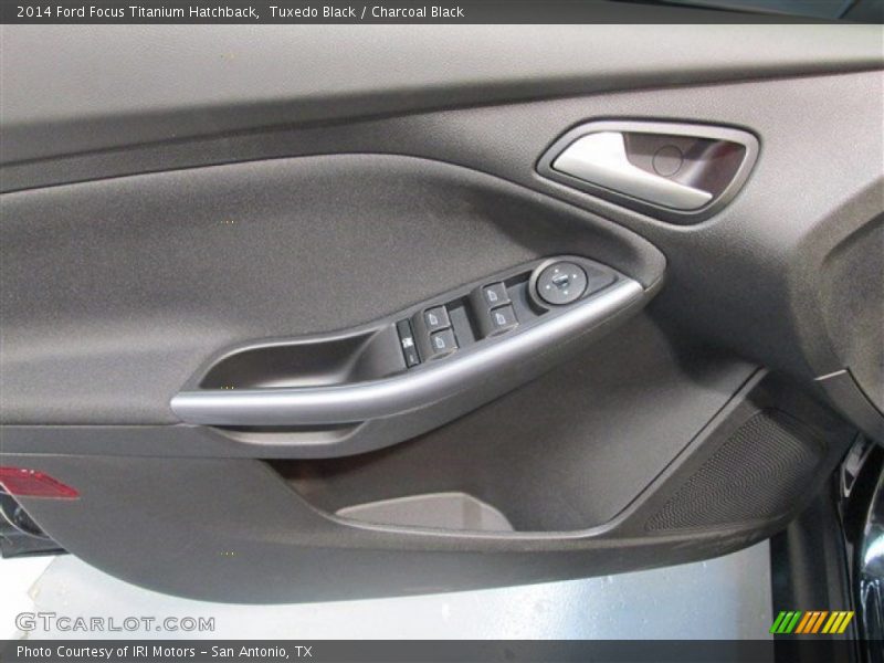 Tuxedo Black / Charcoal Black 2014 Ford Focus Titanium Hatchback