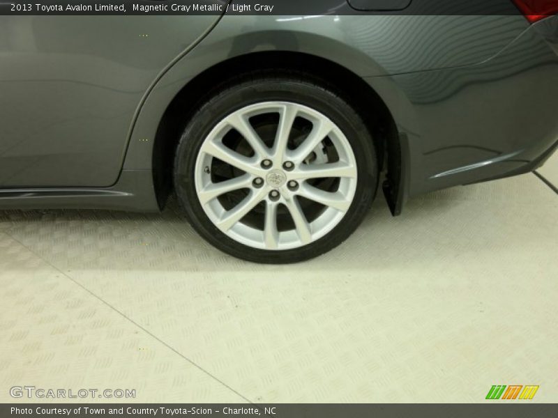 Magnetic Gray Metallic / Light Gray 2013 Toyota Avalon Limited