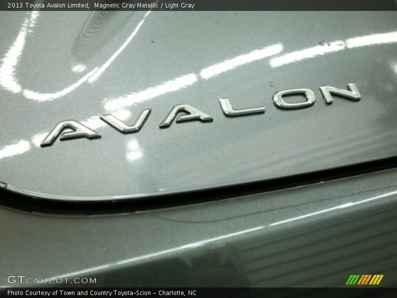 Magnetic Gray Metallic / Light Gray 2013 Toyota Avalon Limited