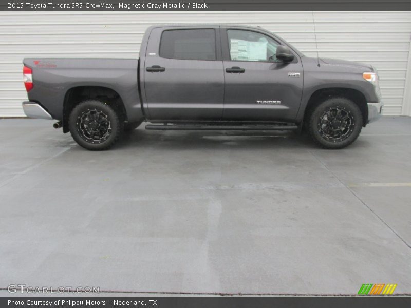 Magnetic Gray Metallic / Black 2015 Toyota Tundra SR5 CrewMax