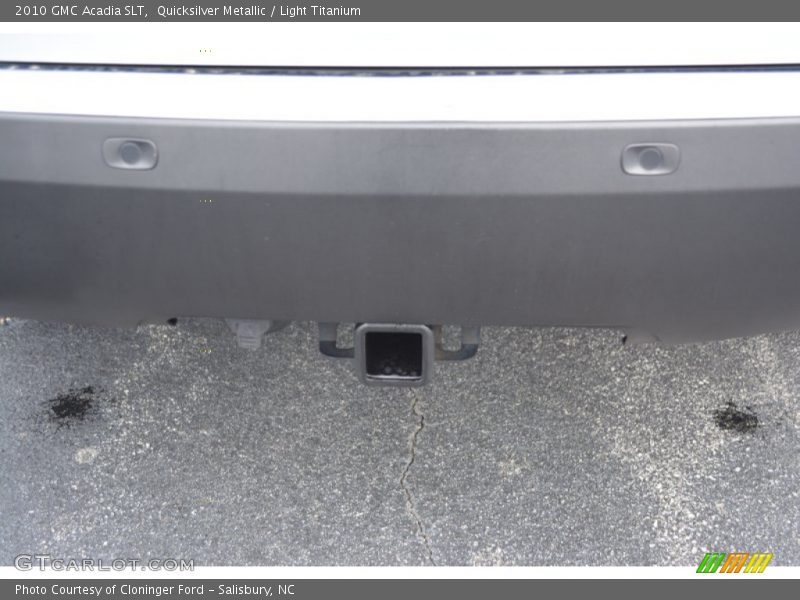 Quicksilver Metallic / Light Titanium 2010 GMC Acadia SLT