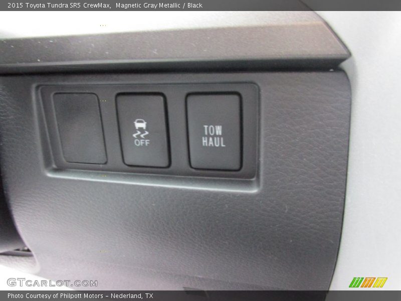 Magnetic Gray Metallic / Black 2015 Toyota Tundra SR5 CrewMax