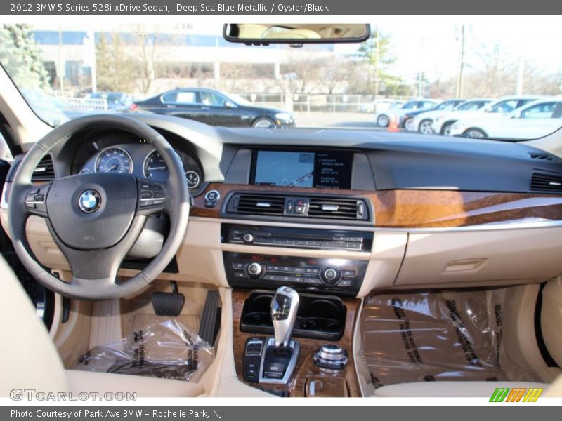 Deep Sea Blue Metallic / Oyster/Black 2012 BMW 5 Series 528i xDrive Sedan