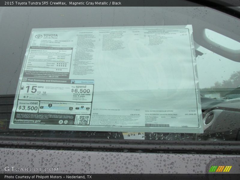 Magnetic Gray Metallic / Black 2015 Toyota Tundra SR5 CrewMax