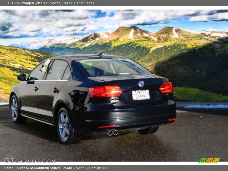 Black / Titan Black 2011 Volkswagen Jetta TDI Sedan