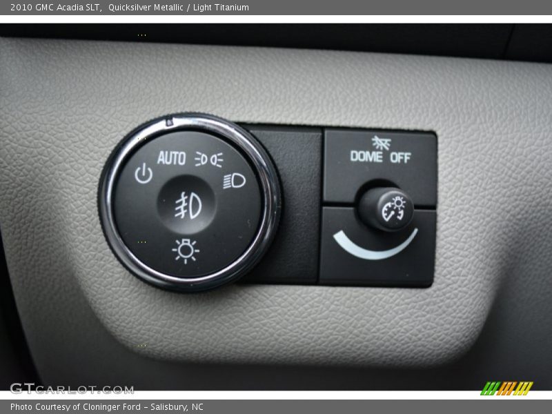 Controls of 2010 Acadia SLT
