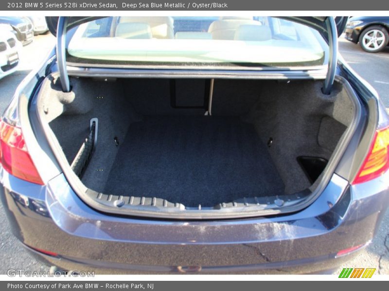 Deep Sea Blue Metallic / Oyster/Black 2012 BMW 5 Series 528i xDrive Sedan