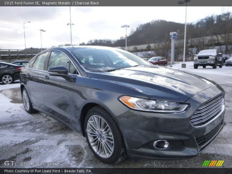 Magnetic Metallic / Charcoal Black 2015 Ford Fusion SE