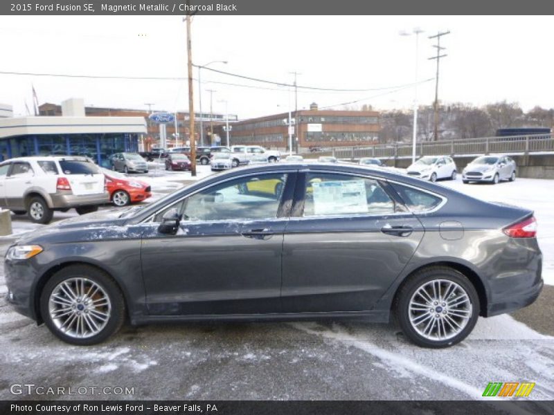 Magnetic Metallic / Charcoal Black 2015 Ford Fusion SE