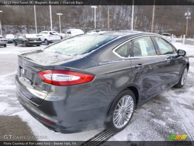 Magnetic Metallic / Charcoal Black 2015 Ford Fusion SE
