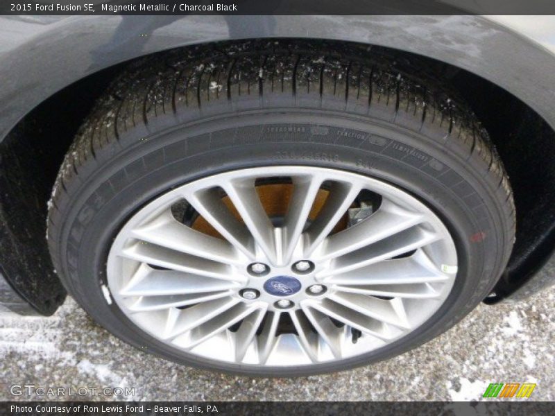 Magnetic Metallic / Charcoal Black 2015 Ford Fusion SE