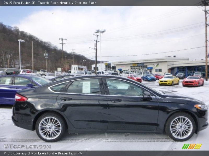 Tuxedo Black Metallic / Charcoal Black 2015 Ford Fusion SE