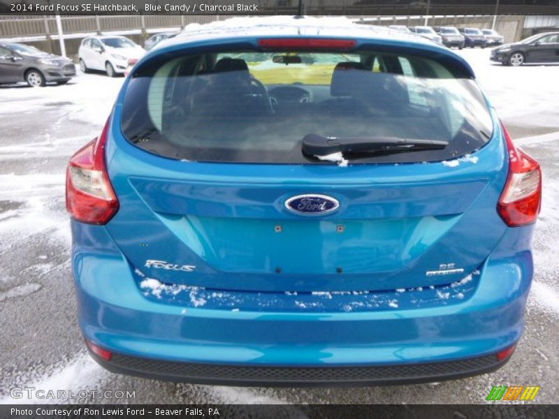 Blue Candy / Charcoal Black 2014 Ford Focus SE Hatchback