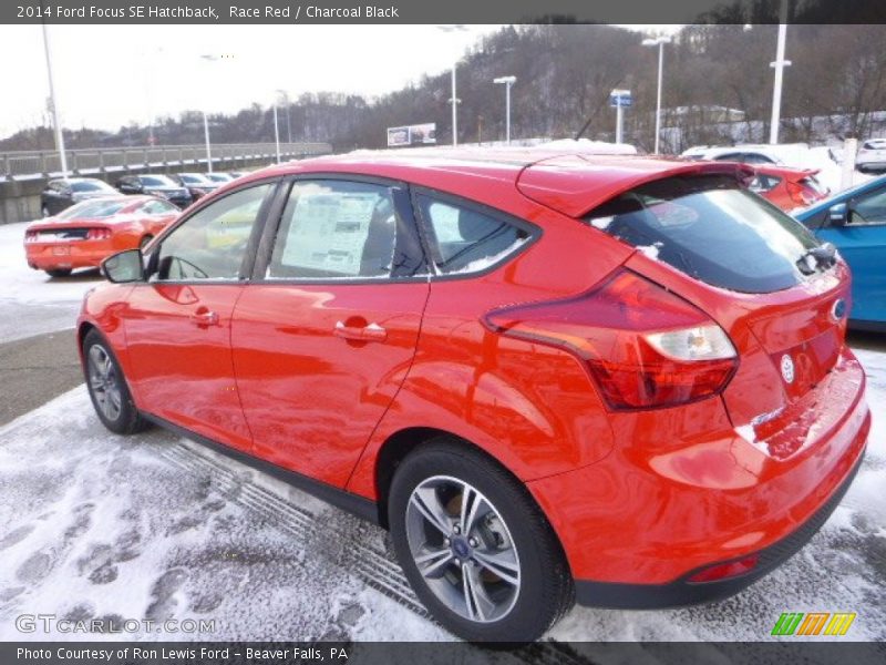 Race Red / Charcoal Black 2014 Ford Focus SE Hatchback