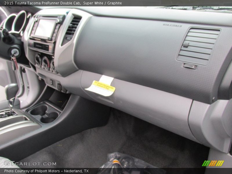 Super White / Graphite 2015 Toyota Tacoma PreRunner Double Cab