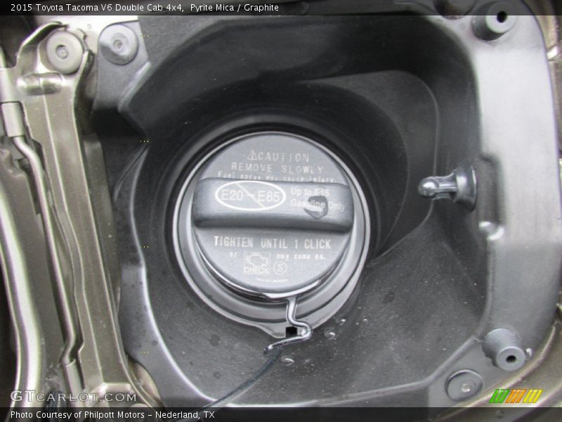 Pyrite Mica / Graphite 2015 Toyota Tacoma V6 Double Cab 4x4