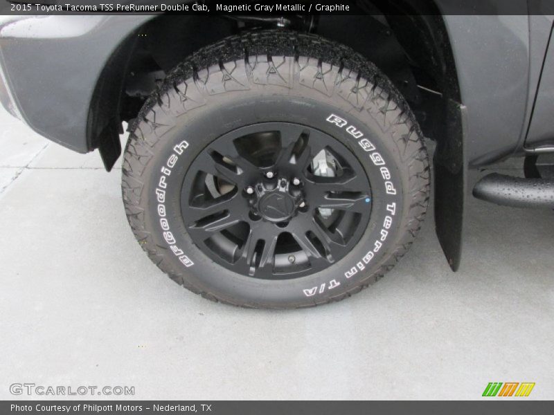Magnetic Gray Metallic / Graphite 2015 Toyota Tacoma TSS PreRunner Double Cab