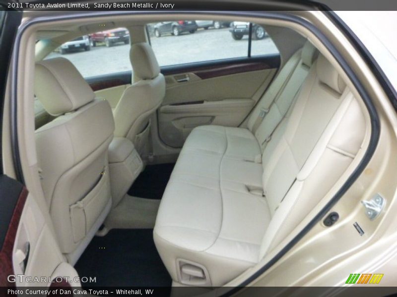 Sandy Beach Metallic / Ivory 2011 Toyota Avalon Limited