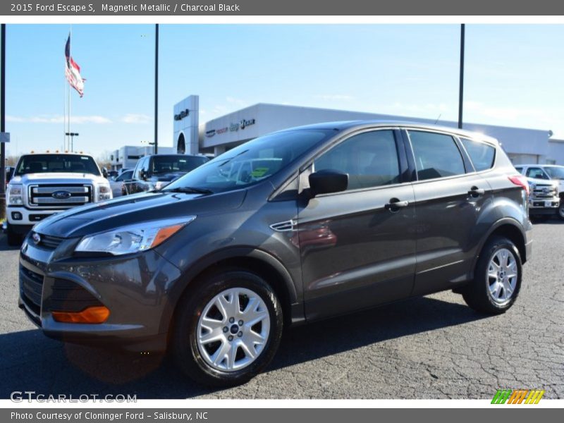 Magnetic Metallic / Charcoal Black 2015 Ford Escape S