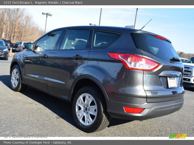 Magnetic Metallic / Charcoal Black 2015 Ford Escape S