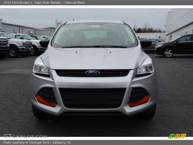 Ingot Silver Metallic / Charcoal Black 2015 Ford Escape S