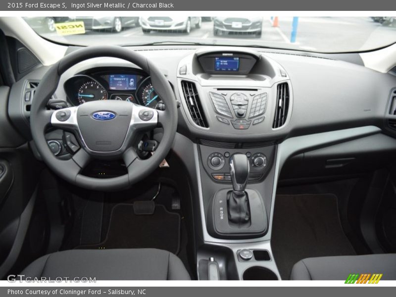 Ingot Silver Metallic / Charcoal Black 2015 Ford Escape S