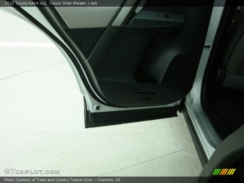 Classic Silver Metallic / Ash 2015 Toyota RAV4 XLE