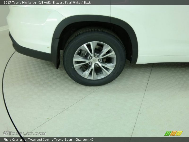 Blizzard Pearl White / Black 2015 Toyota Highlander XLE AWD