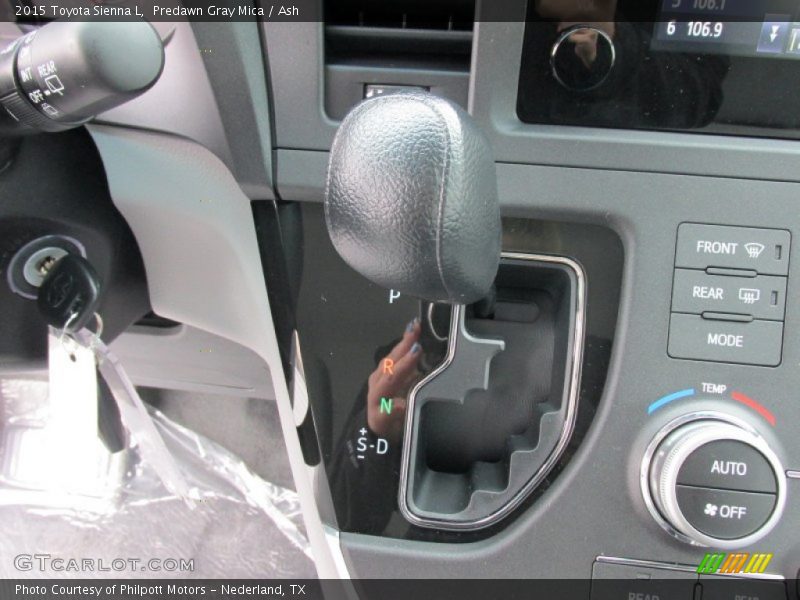  2015 Sienna L 6 Speed ECT-i Automatic Shifter