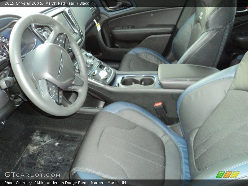 Velvet Red Pearl / Black 2015 Chrysler 200 S