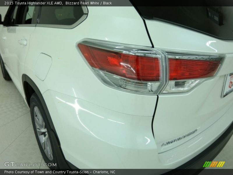 Blizzard Pearl White / Black 2015 Toyota Highlander XLE AWD