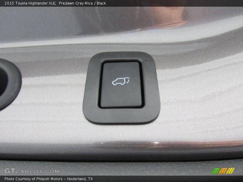 Predawn Gray Mica / Black 2015 Toyota Highlander XLE