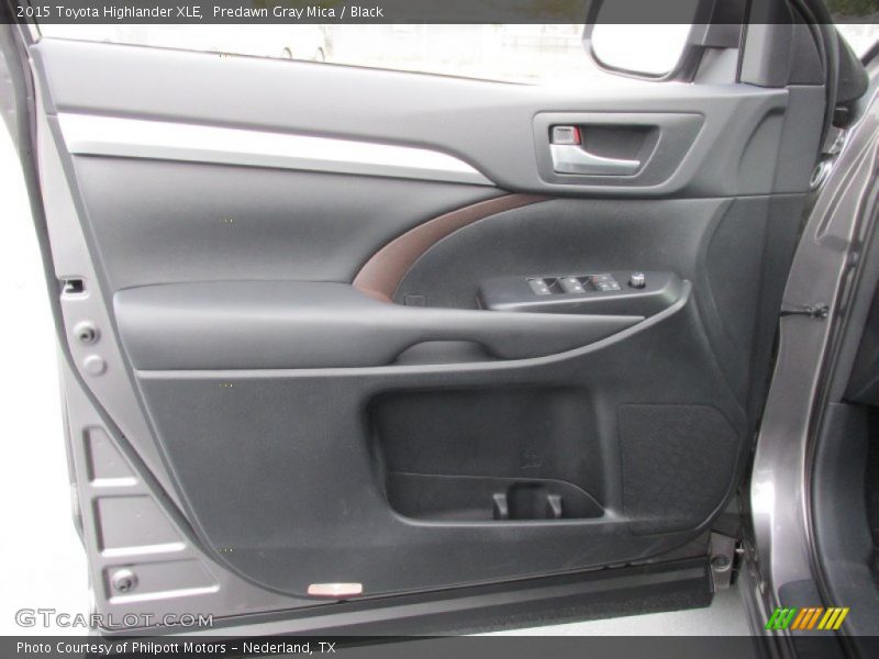 Predawn Gray Mica / Black 2015 Toyota Highlander XLE