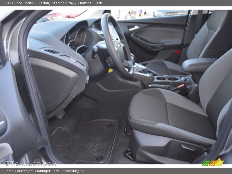 Sterling Gray / Charcoal Black 2014 Ford Focus SE Sedan