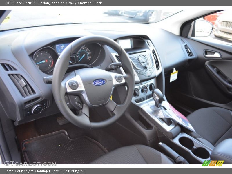 Sterling Gray / Charcoal Black 2014 Ford Focus SE Sedan